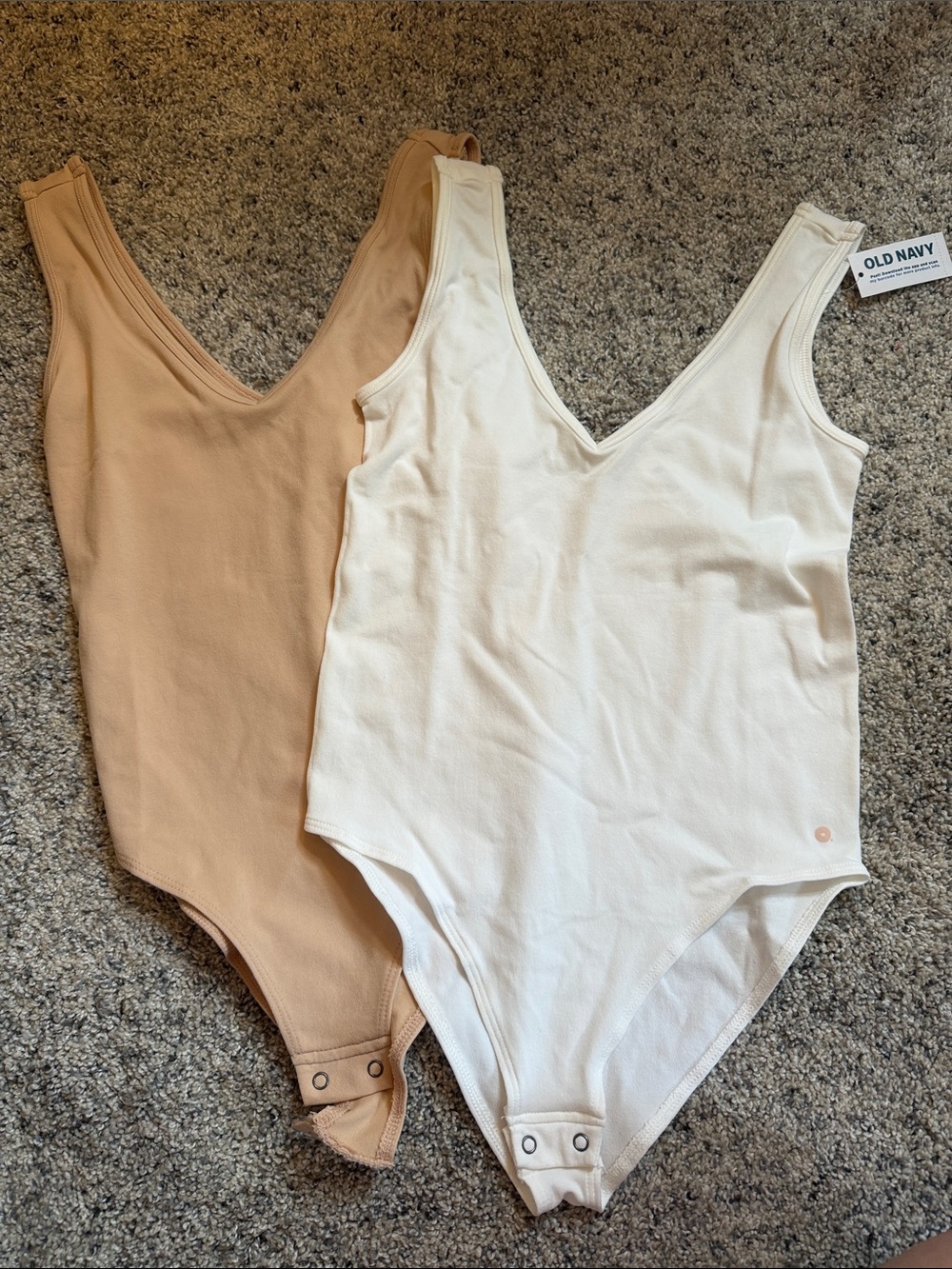 NWTs Old Navy V-Neck Bodysuit Duo — Beige & White - XS
